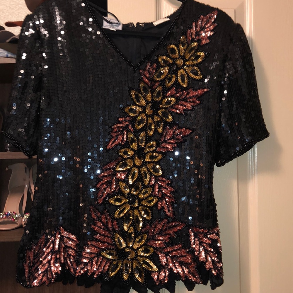Sequence shirt